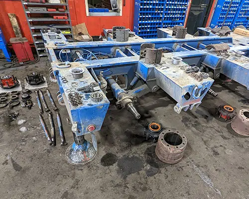 Ремонт низькорамних напівпричепів в компанії Betts Truck Parts Portland